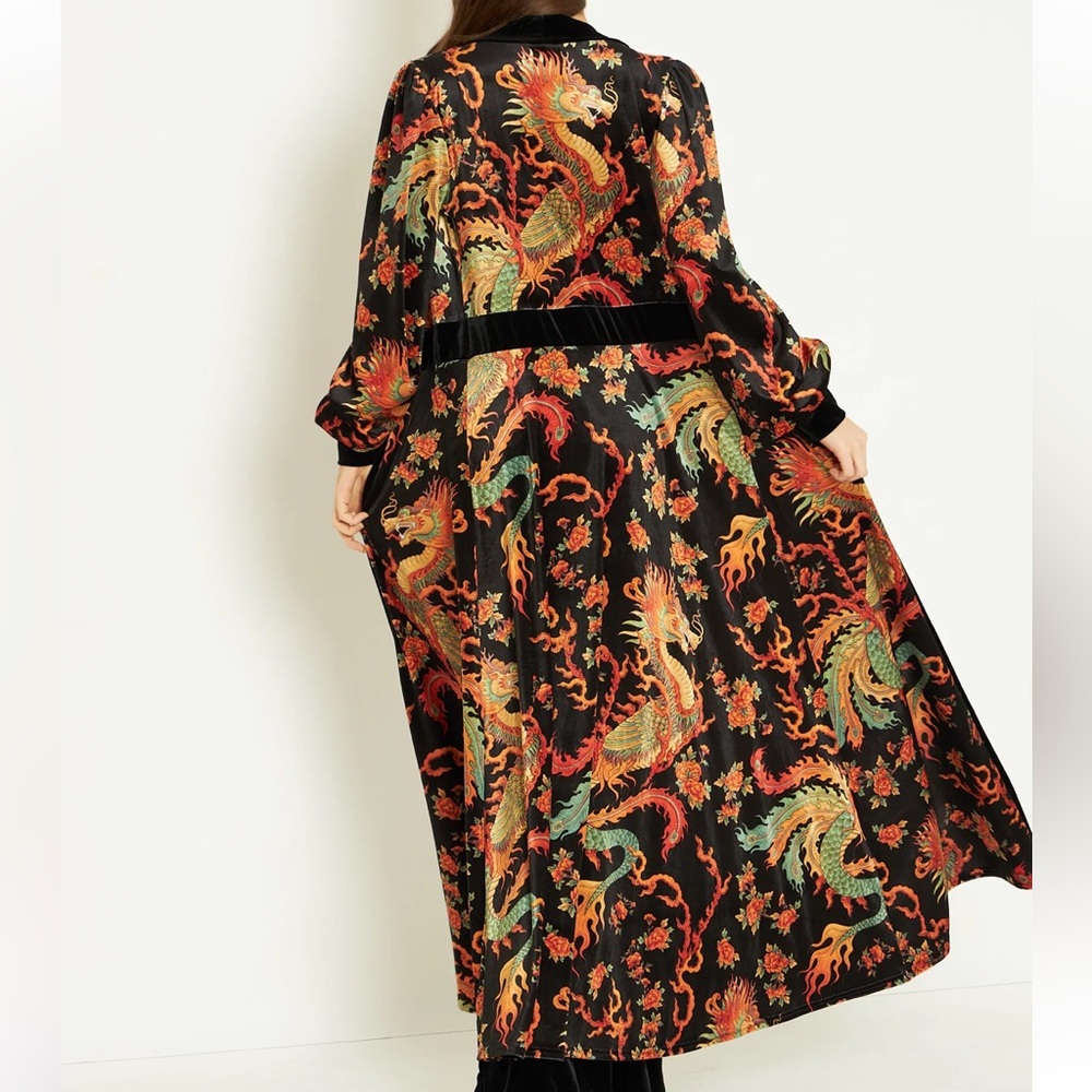 BlackMilk Dragon Rising Velvet Maxi Jacket - Picture 5 of 5